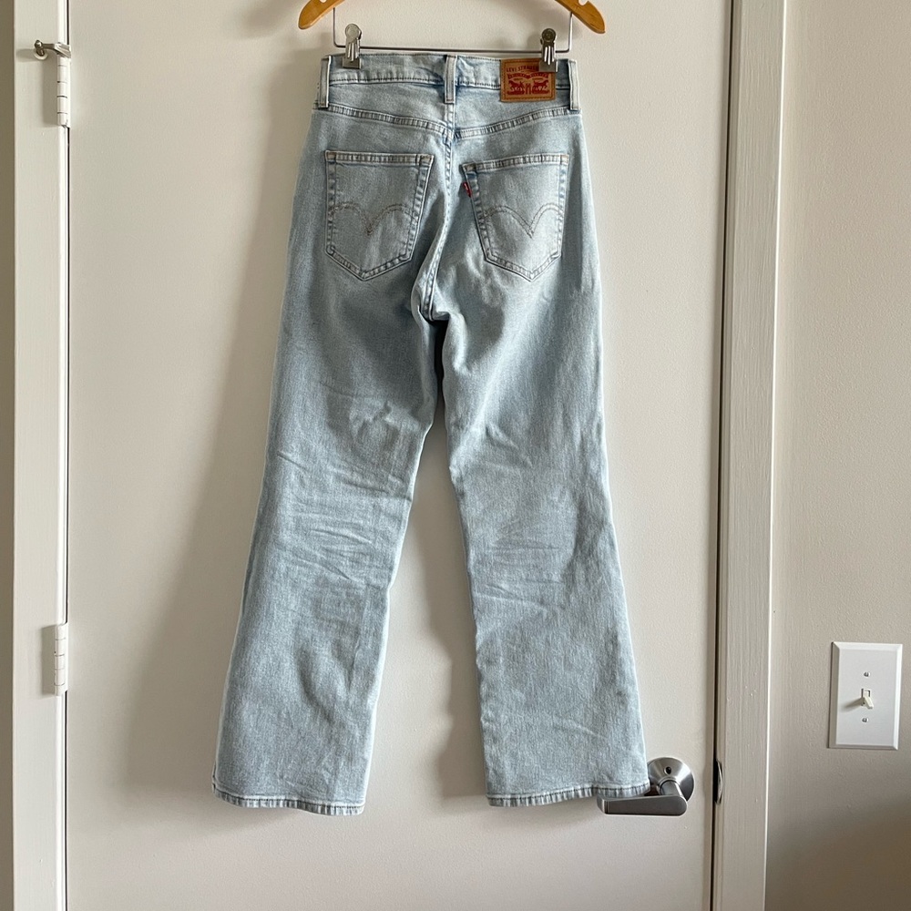 Levi’s Heigh Waisted Crop Straight Wide Leg Jeans - Picture 2 of 5